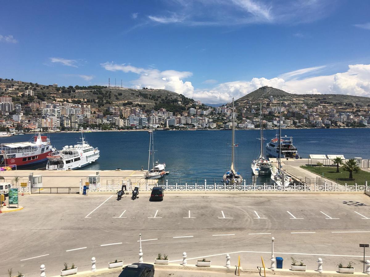 Alex Apartments Sarandë Eksteriør billede