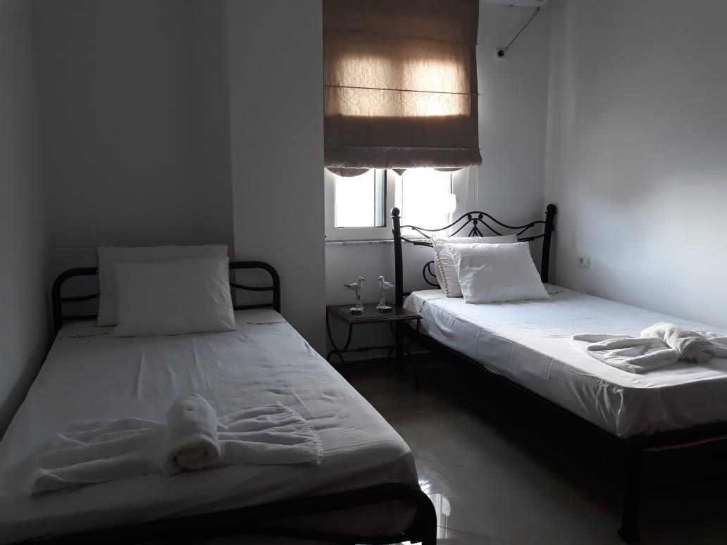 Alex Apartments Sarandë Eksteriør billede